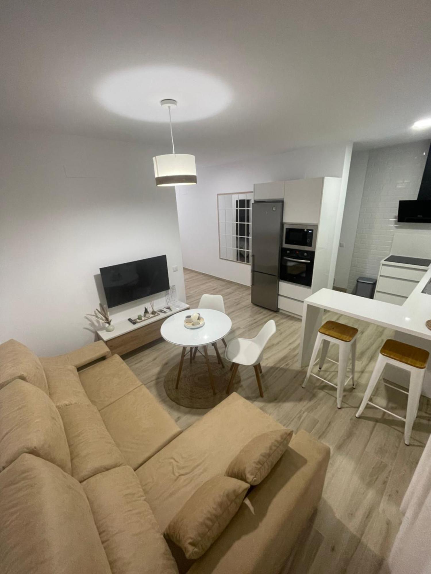 Apartamento Vitelio Καρμόνα Εξωτερικό φωτογραφία