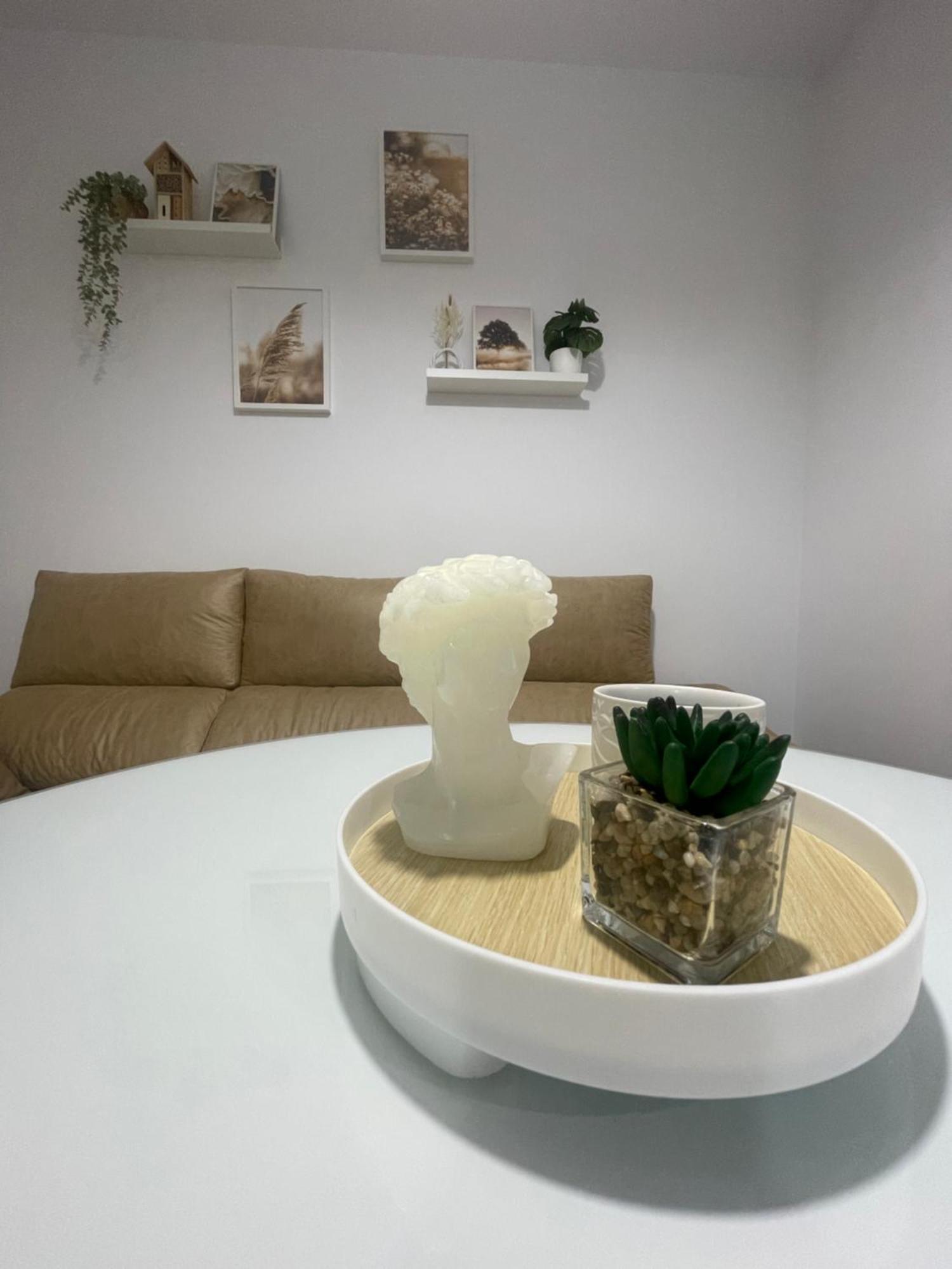 Apartamento Vitelio Καρμόνα Εξωτερικό φωτογραφία
